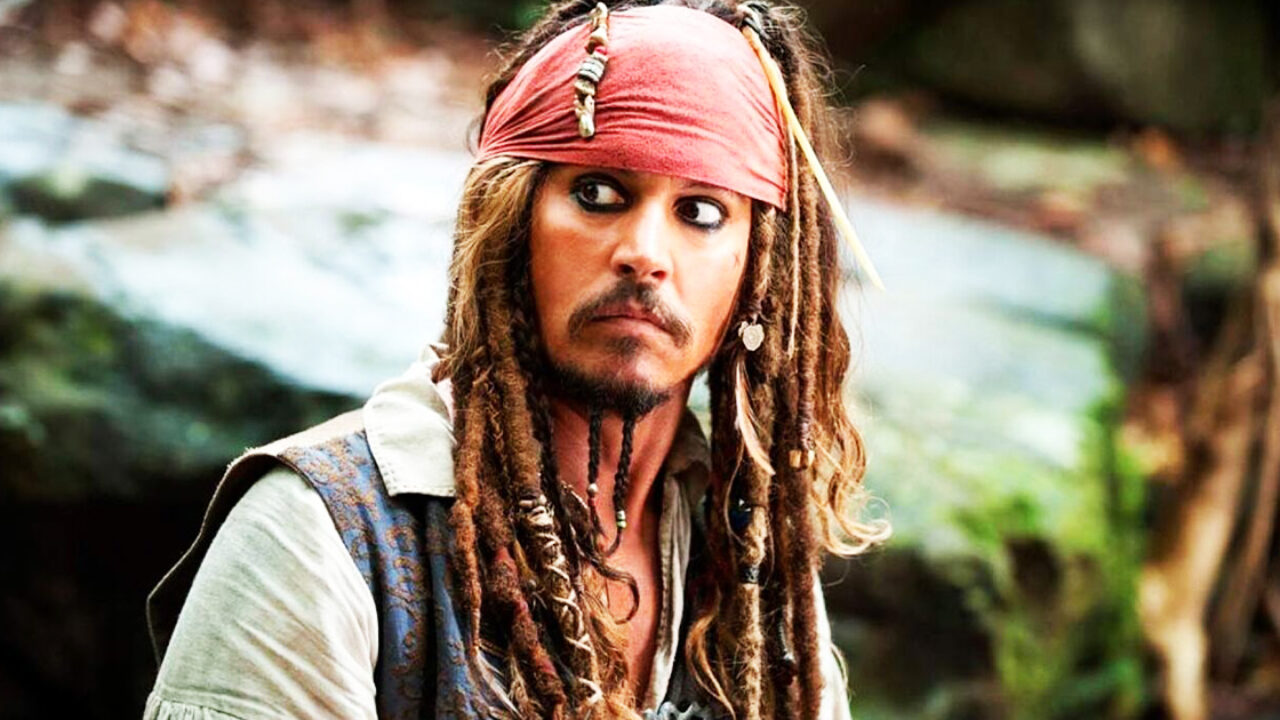 Disney’den Johnny Deep’e zeytin dalı! Jack Sparrow rolüne geri mi dönüyor?